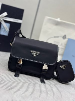 프라다 리나일론 및 사피아노 가죽 숄더백 2VD034