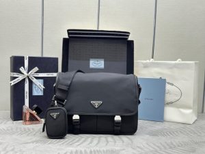 프라다 리나일론 플랩 미디엄 크로스백 2VD768