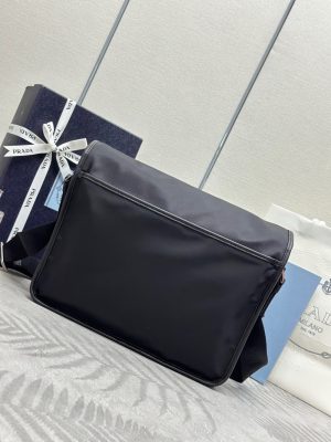 프라다 리나일론 플랩 미디엄 크로스백 2VD768