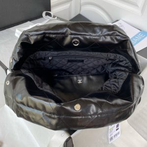 샤넬 22백 미디엄 AS3261 블랙 은장