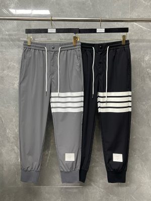 톰브라운 바지 25FW D10572