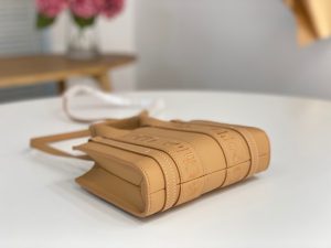 끌로에 우디백 미니 CHC22AP237I26-8 - 이미지 4