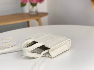 끌로에 우디백 미니 CHC22AP237I26-6 - 이미지 3