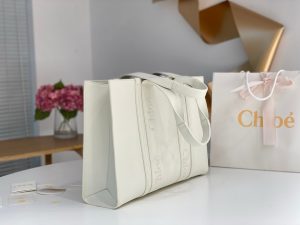 끌로에 우디백 라지 토트백 CHC23US382I60247-6