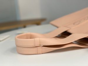 끌로에 우디백 라지 토트백 CHC23US382I60247 - 이미지 6