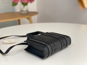 끌로에 우디백 미니 CHC22AP237I26-2 - 이미지 4