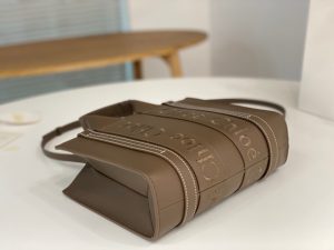 끌로에 우디백 스몰 CHC22WS397I60247-3 - 이미지 3