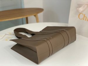 끌로에 우디백 라지 토트백 CHC23US382I60247-3 - 이미지 3