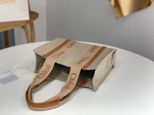 끌로에 우디백 미디엄 W0124-3