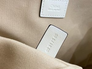 끌로에 우디백 미디엄 W0124-7 - 이미지 9