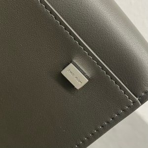 더 로우 마고백 10 W1190L-8