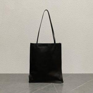더 로우 투고 숄더백 W1779