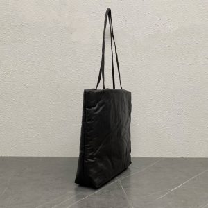 더 로우 핌 백 W1665