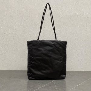 더 로우 핌 백 W1665