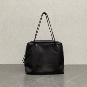 더 로우 헨리백 W1759