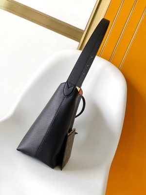 루이비통 로우 키 호보 PM M25352
