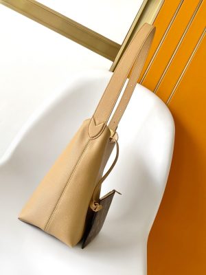 루이비* 로우 키 호보 PM M25353 - 이미지 3