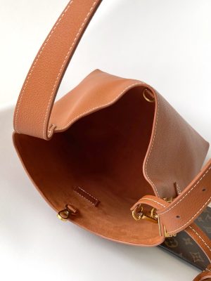 Alternative view of 루이비* 로우 키 호보 PM M25354