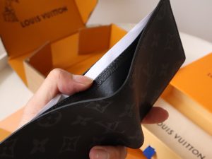 루이비* 멀티플 월릿 M61695 - 이미지 7