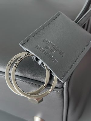 발렌시아가 로데오 핸드백 미디엄 7897722 그레이 - 이미지 9
