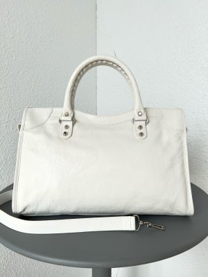 발렌시아가 르 시티백 미디엄 8230582 옵틱 화이트