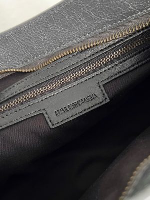 발렌시아가 르 시티백 스몰 8114422 볼캐닉 록 - 이미지 10