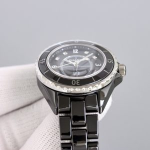 샤넬 J12 시계 블랙 오토메틱 33mm