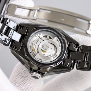 샤넬 J12 시계 블랙 오토메틱 33mm - 이미지 8