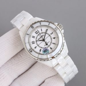 샤넬 J12 시계 화이트 아라비아 숫자 오토메틱 33mm