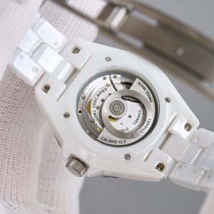 샤넬 J12 시계 화이트 아라비아 숫자 오토메틱 33mm - 이미지 8