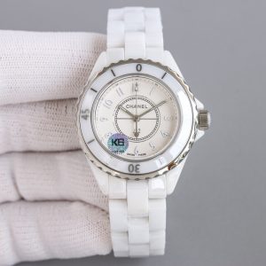 샤넬 J12 시계 화이트 아라비아 오토메틱 33mm