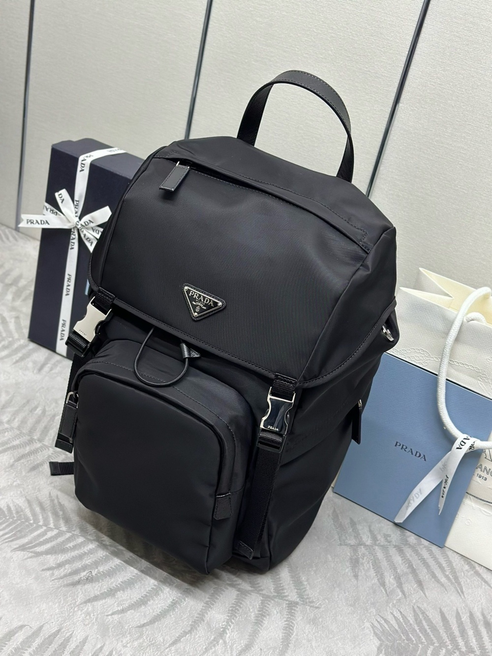 프라다 리나일론 백팩 2VZ135-7