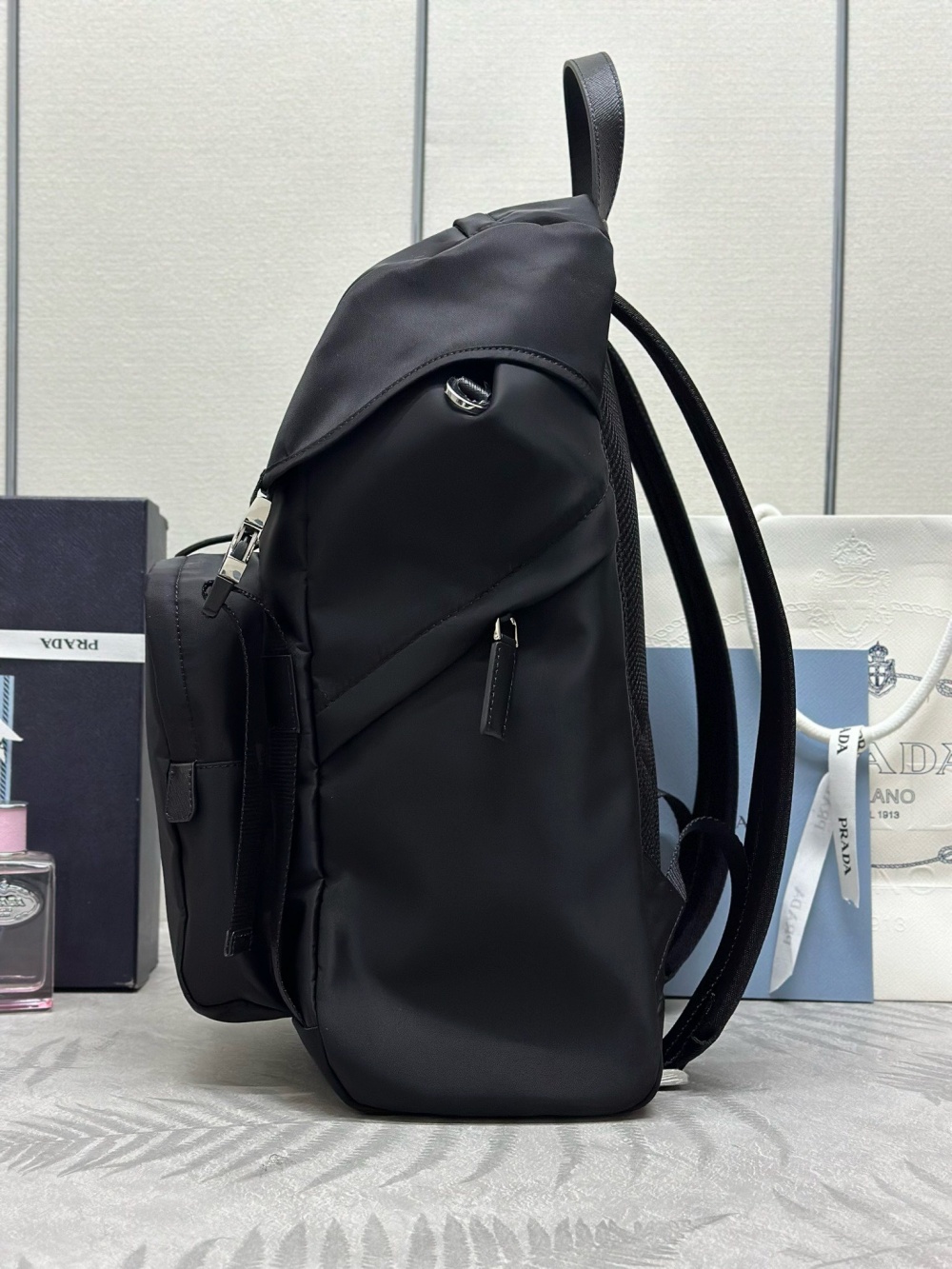 프라다 리나일론 백팩 2VZ135-7