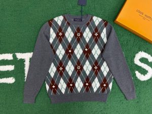 Alternative view of 루이비* 스웨터 25SS RA1154