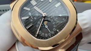 Patek Philippe Nautilus Moon Phase Rose Gold 5712R-001 - 이미지 9