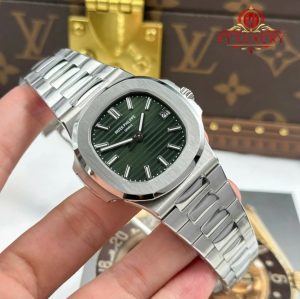 Patek Philippe Nautilus 5711/1A-014 Olive Green Dial 40mm - 이미지 3