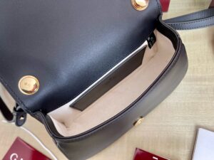 구찌 블론디 미니 숄더백 815700-4 - 이미지 8