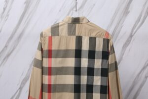 버버리 셔츠 25FW B15 - 이미지 4