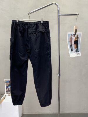 Alternative view of 스톤아일랜드 조거 팬츠 25FW Dist2021