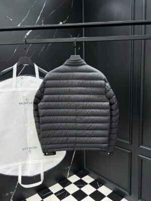 Alternative view of 몽클레어 패딩 25FW 66ST451
