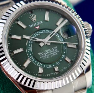 로렉스 스카이드웰러 (Sky-Dweller) 326934 그린 다이얼 - 이미지 6