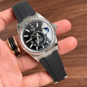 Alternative view of 로렉스 스카이드웰러 (Sky-Dweller) 326934 블랙 다이얼 러버 밴드