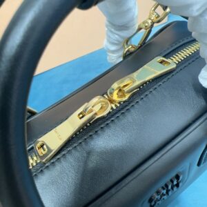 미우미우 아르카디 가죽백 레귤러 5BB142-3 - 이미지 7