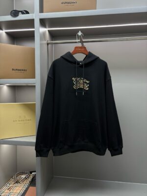 버버리 후드 25FW 66ST402 - 이미지 6