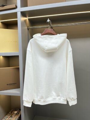 버버리 후드 25FW 66ST408-4 - 이미지 3