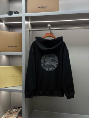 Alternative view of 버버리 후드 25FW 66ST406