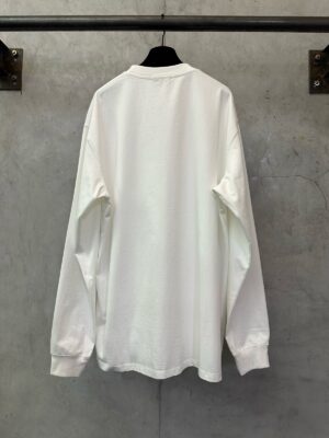 Alternative view of 구찌 클래식 로고 프린트 롱슬리브 티셔츠 25FW 66ST566-2