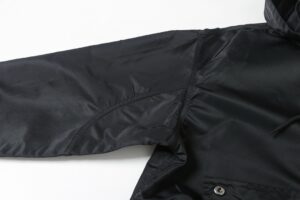 발렌시아가 바람막이 25FW 66ST490 - 이미지 5