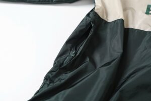 발렌시아가 바람막이 25FW 66ST502 - 이미지 5