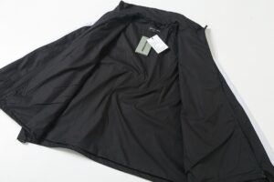 발렌시아가 바람막이 25FW 66ST509 - 이미지 3